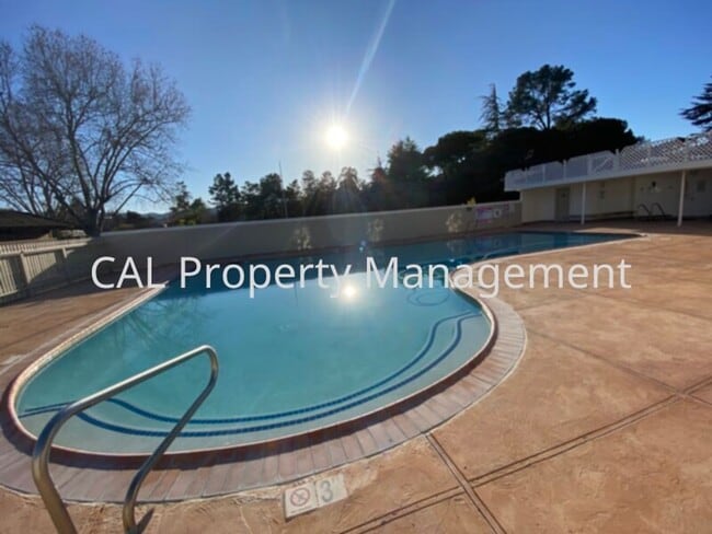 Photo - 2 Bed/ 2 Bath Condominium Coming Soon! Unit 22