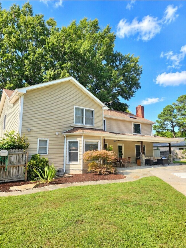 857 Old Cutler Rd