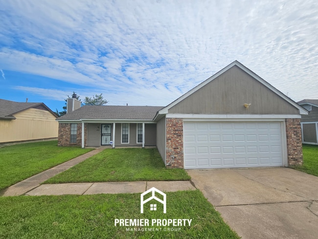 Building Photo - Charming 3BR/2BA Kirby Mills Cove | Hardwood Floors, Rustic Brick Fireplace & Garage