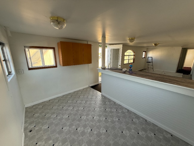 Photo - 2825 SE 14th St