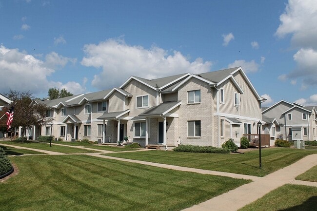 Madison Townhomes – Scenic View