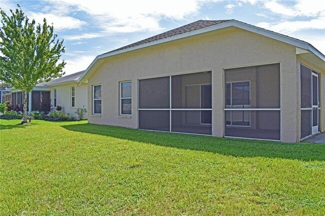 14499 Tamarind Loop