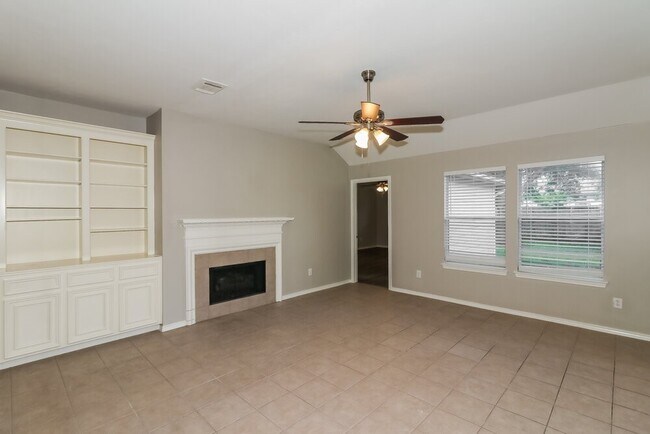 Photo - 1427 Waterside Village Drive