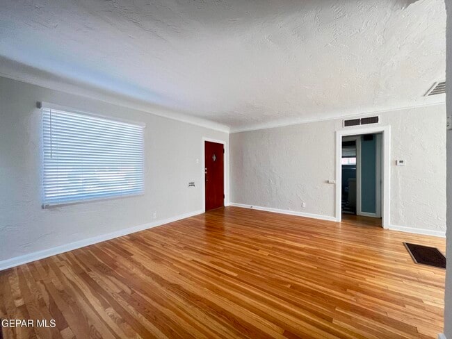 Photo - 2119 N Stanton St House