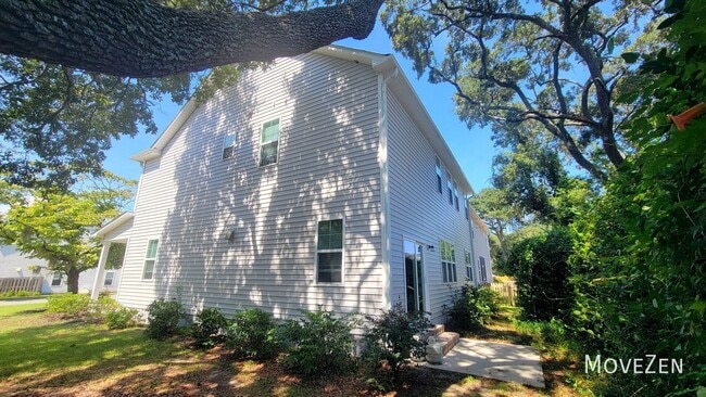 6504 Oak Canopy Dr