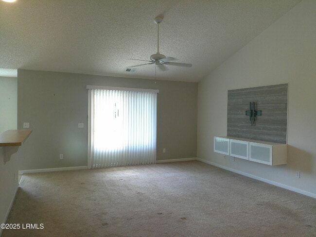 Photo - 41 Broadland Cir