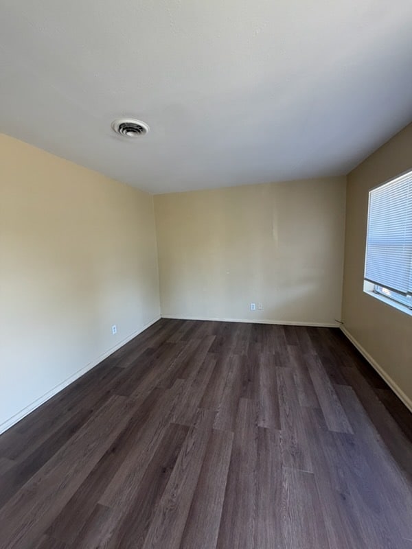 Photo - 228 Frieda Ln