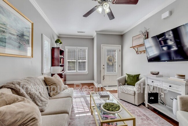 Photo - 1128 Woodbury Falls Ct