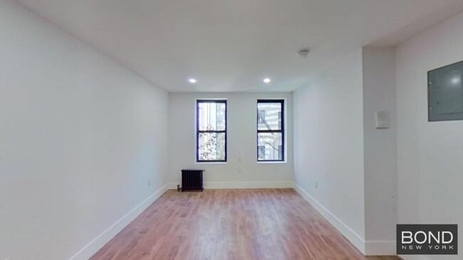 Building Photo - 0 bedroom in Manhattan NY 10003 Unit 8R