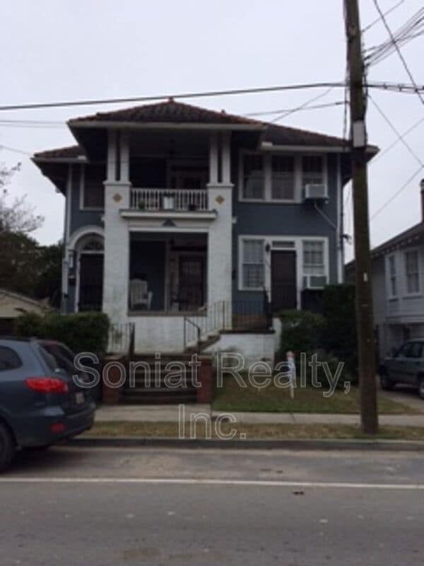 Building Photo - 5324 Prytania St