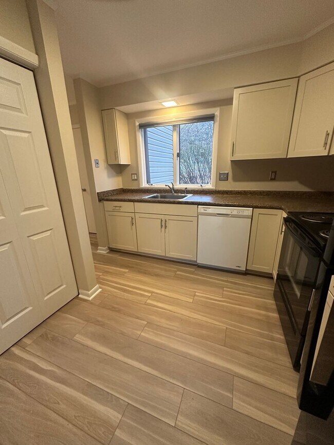 Photo - Comfortable Townhouse Near Virginia Tech