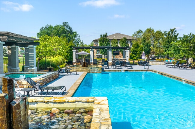 ¡Piscina al aire libre