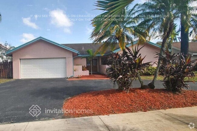 Building Photo - 2301 NW 102nd Way Rental