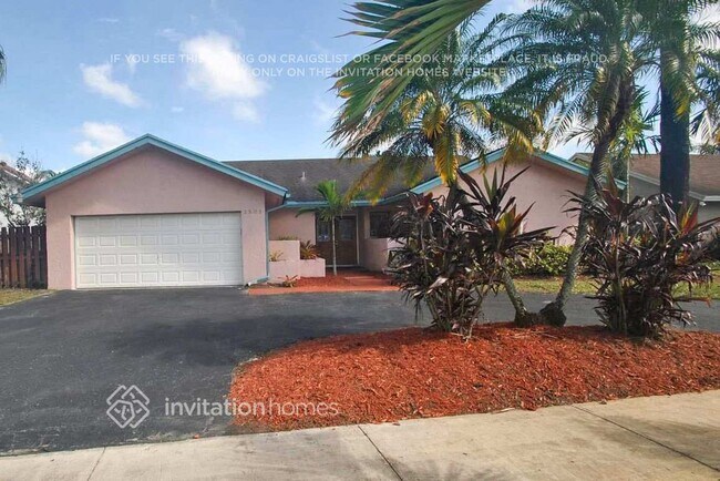 Photo - 2301 NW 102nd Way House