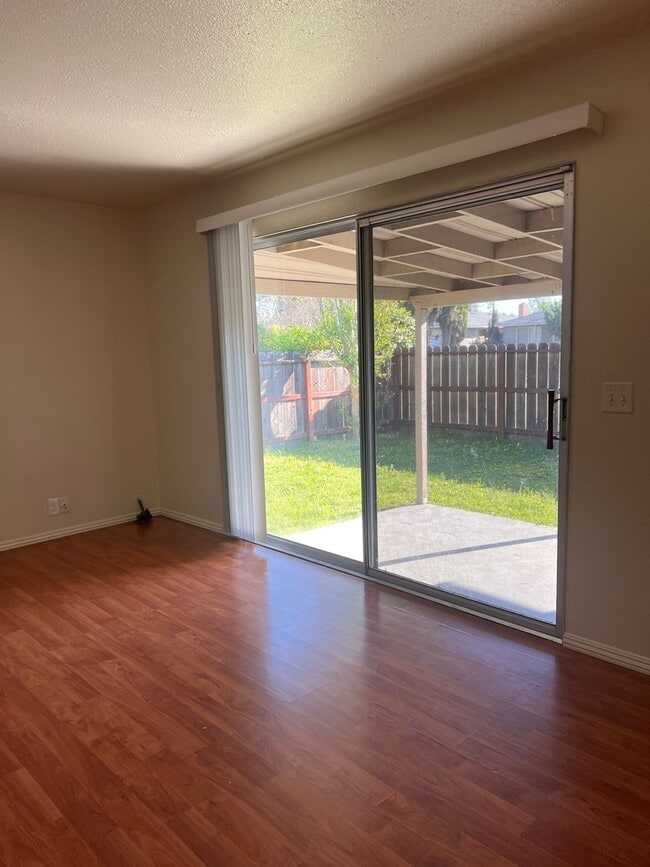 Photo - Available right away - 4 bedroom 2 bath