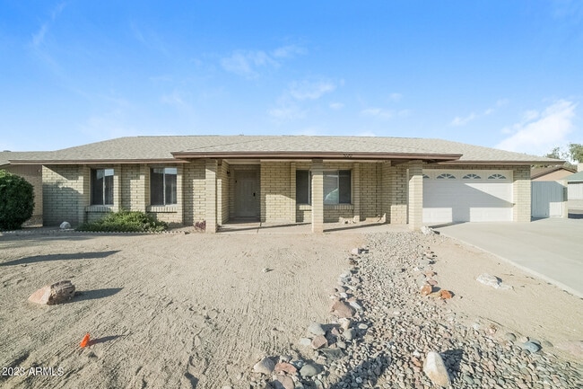 Building Photo - 5720 W Purdue Ave Rental