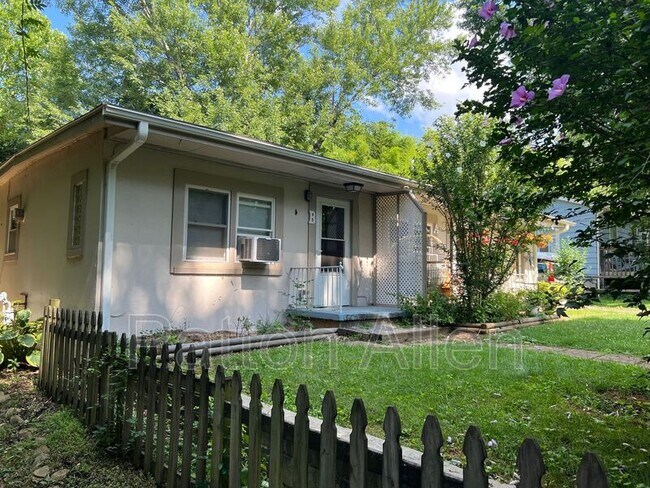 10 Miller Rd E Unit B