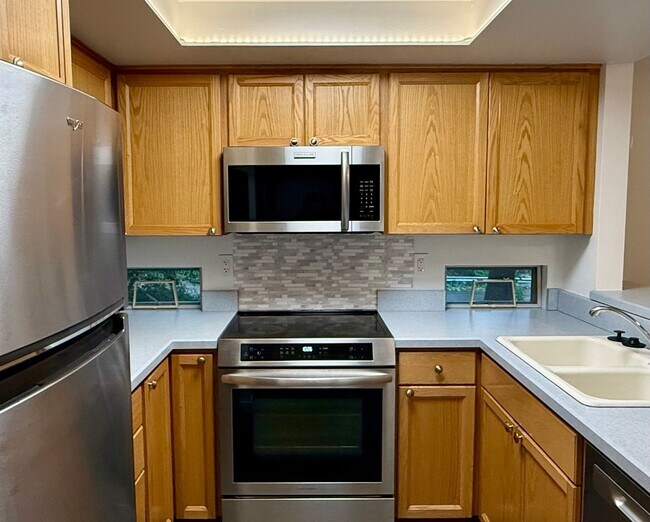 Photo - Beautiful 2 bed, 1.5 bath Condo located in... Unidad 1