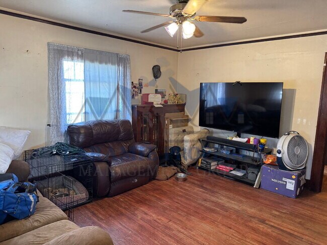 Photo - 803 E Flint St