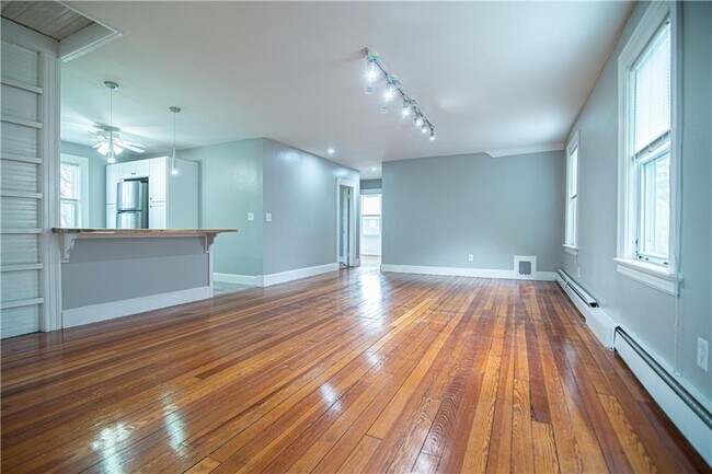 Photo - 80-80 Forest St Unidad 3