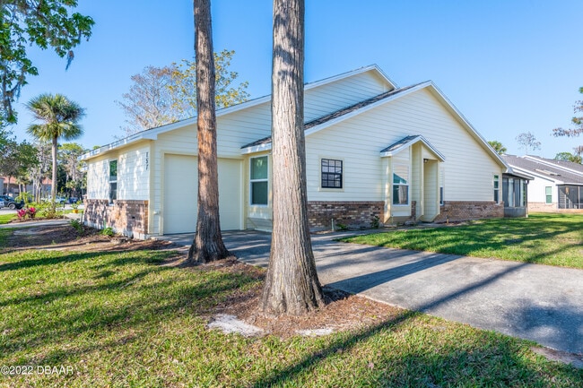 Photo - 157 Bob White Ct Unidad 1570