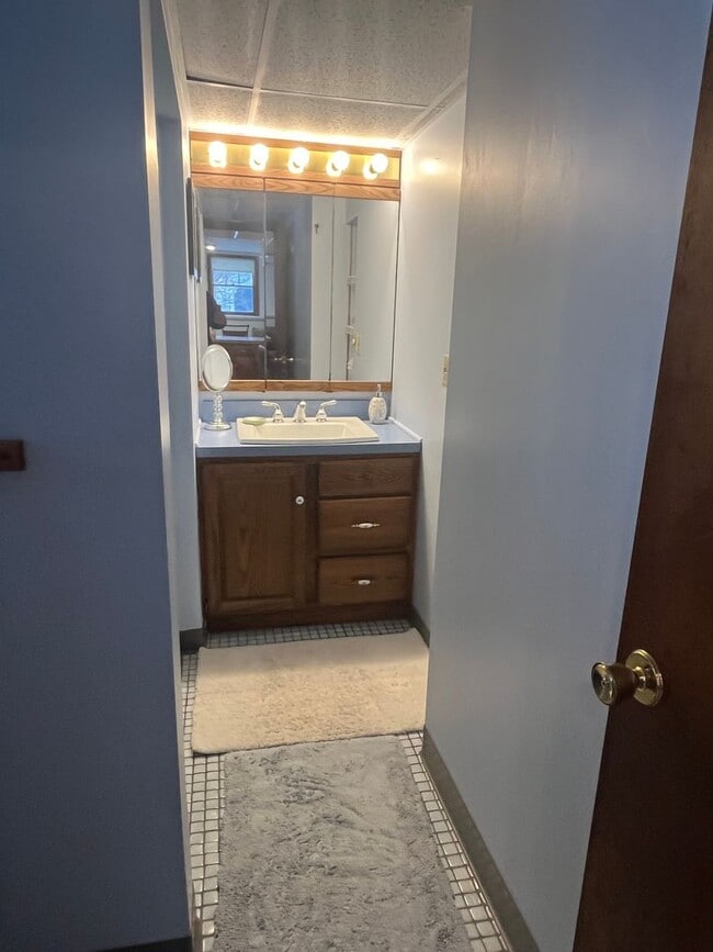 Photo - Lincoln Lane Unit A