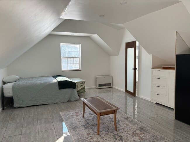 Photo - 6274 Route 116