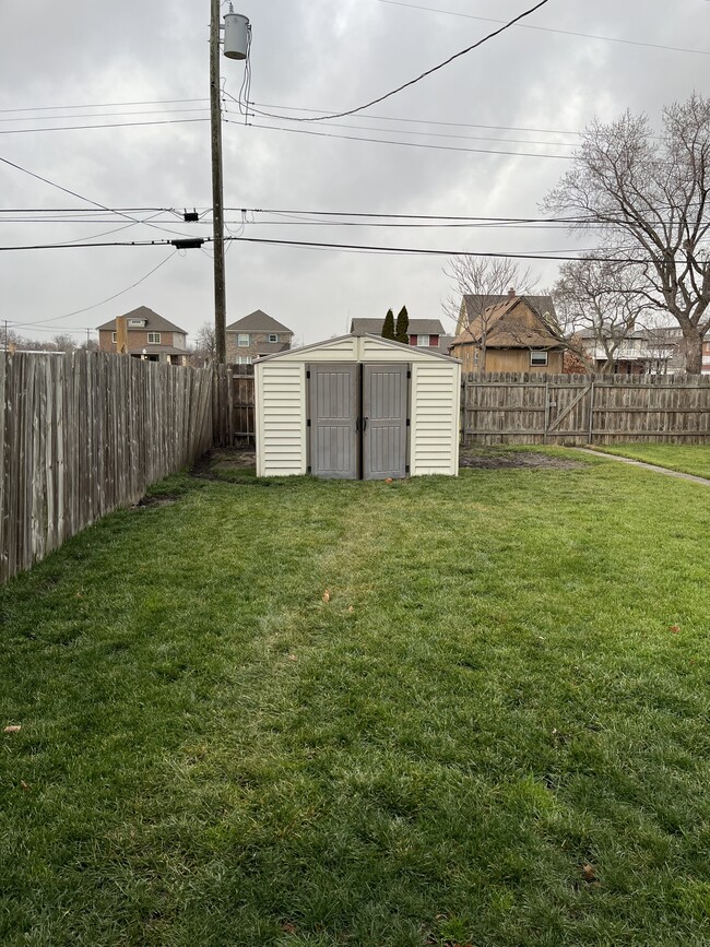 Photo - 152 Perry Pl