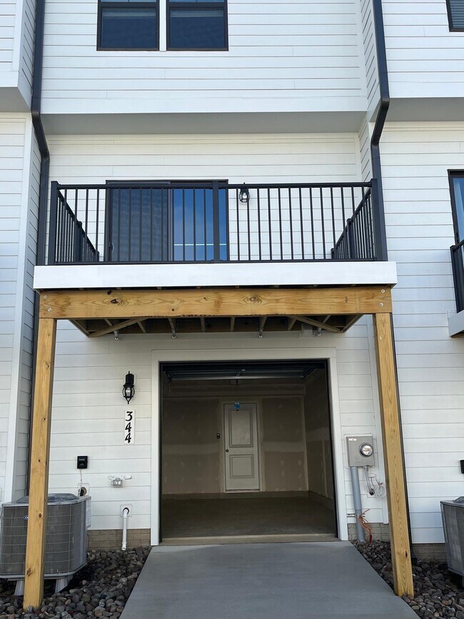 Photo - 344 Ensemble Wy