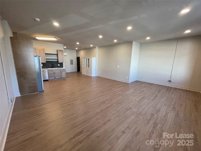 Photo - 233 W Main St Unit A