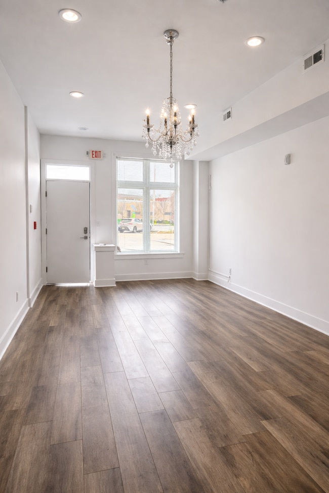 Building Photo - 2208 Ridge Ave
