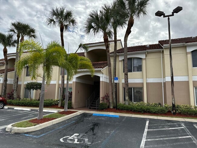 Building Photo - 815 Boynton Beach Blvd Unit 6-205 Rental
