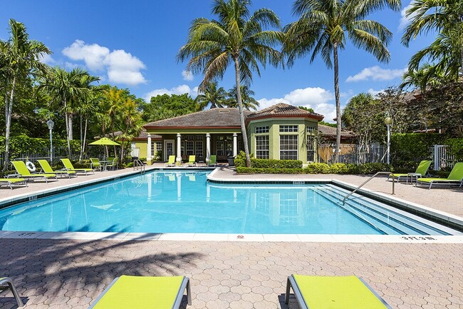 Photo - Delray Bay Apartments