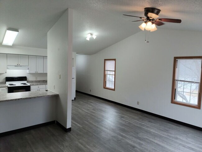 Photo - 2316 Valley Rd