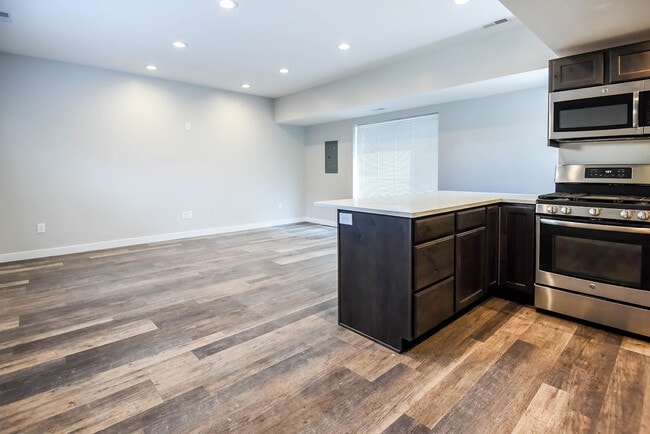 Photo - 951 Washington St Unit B4