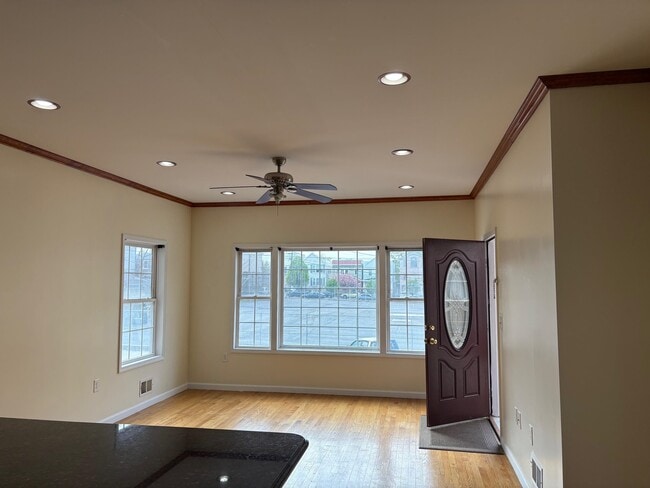 Photo - 30 Whitman Ave Unit -1