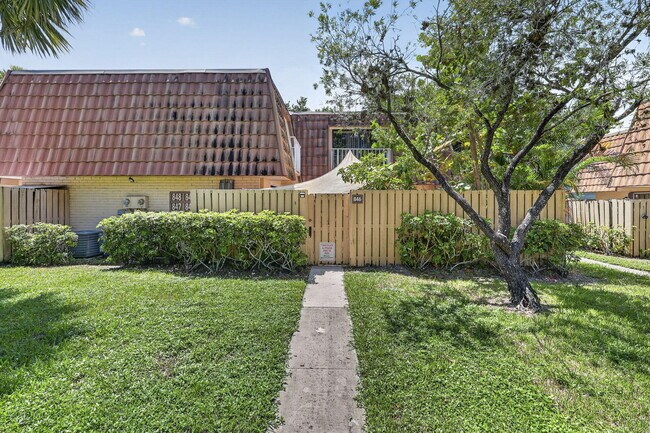 846 Blue Ridge Cir