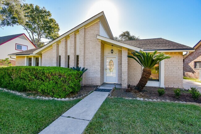 Photo - 2835 Pepperwood Dr