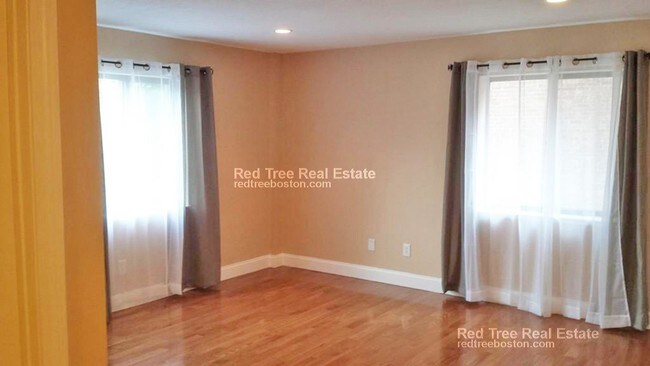 Photo - 276 Chestnut Hill Ave Unidad 3