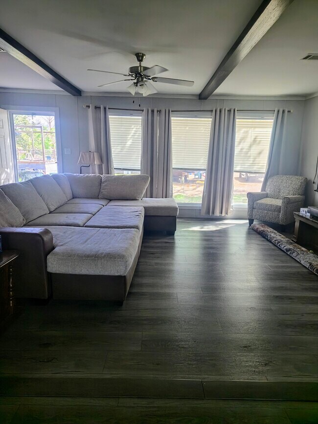 Photo - 10211 FM 1458 Rd