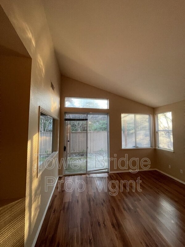 Photo - 8214 Wild Tree Pl