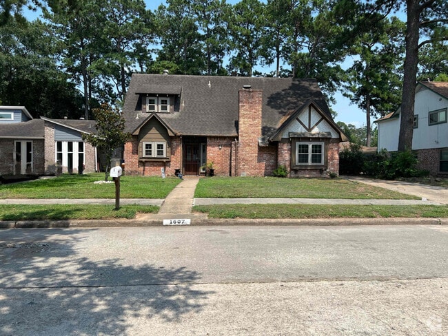 Building Photo - 1607 N Hollow Dr Rental