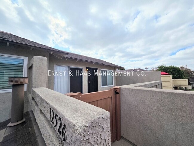 Photo - 12526 Cuesta Dr