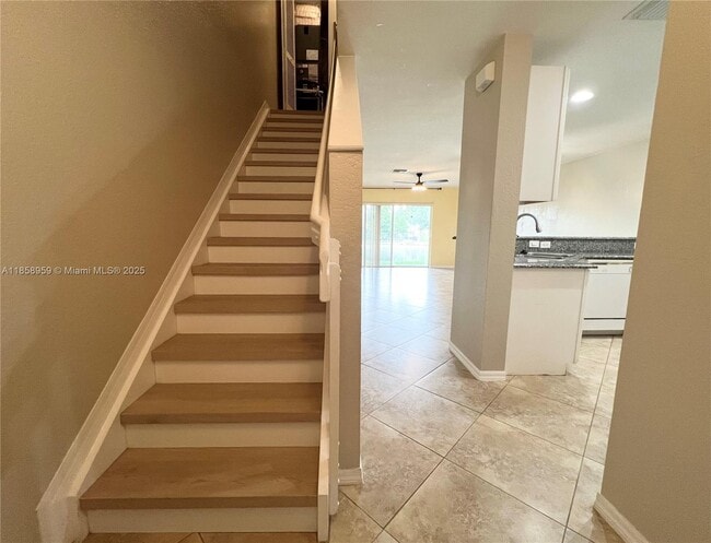 Photo - 8977 Chambers St