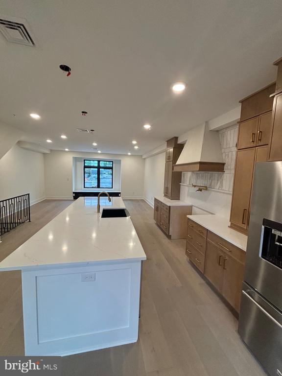 Photo - 7519R Ridge Ave