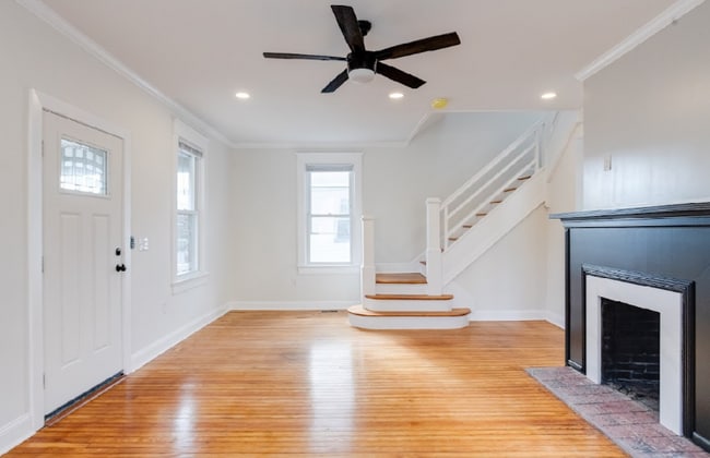 Photo - 4202 Fairview Ave