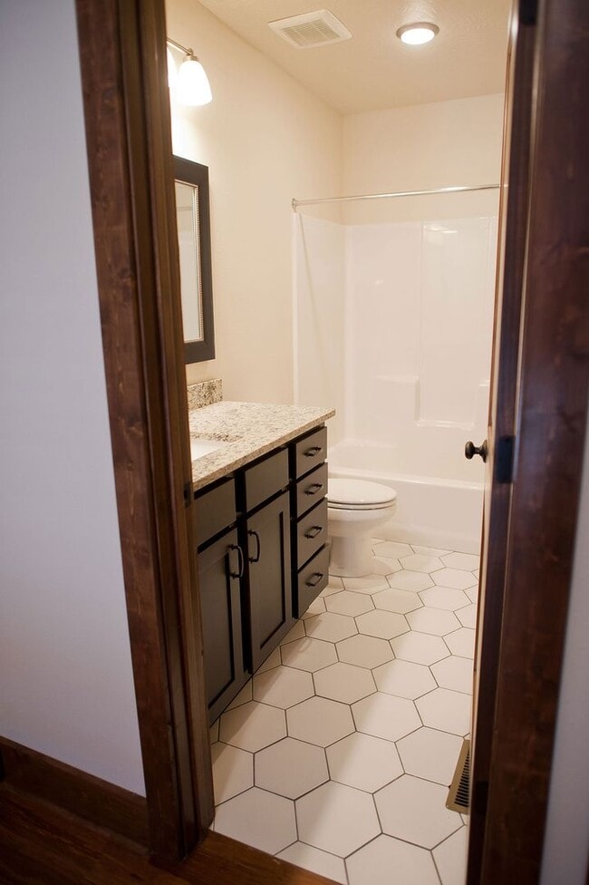 Photo - Union Biscuit West - 108 Unit UBL 108