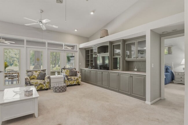 Photo - Must See Immaculate 3/2 Rainbow Springs with Lanai