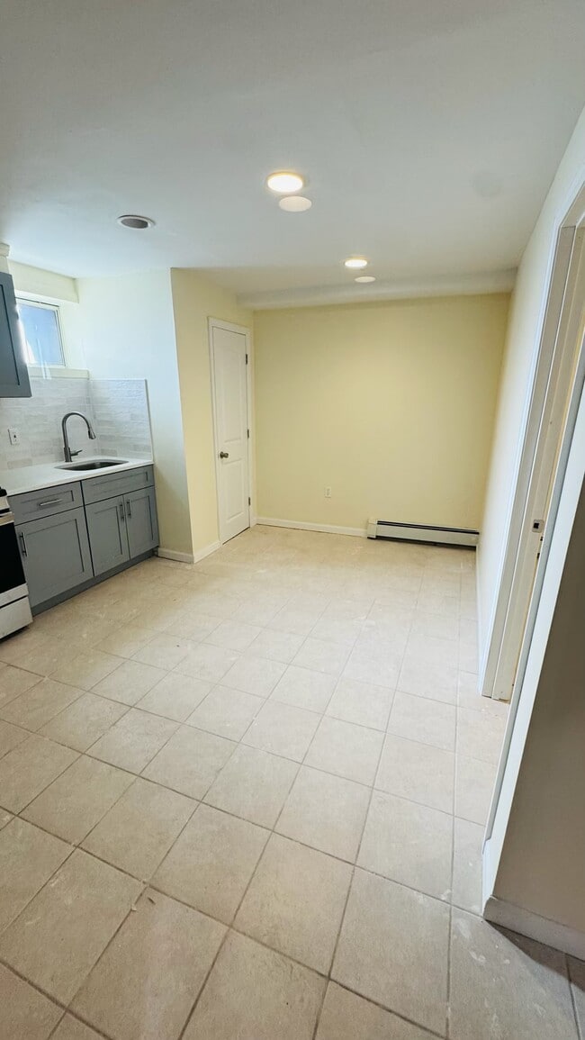 Photo - 10915 164th St