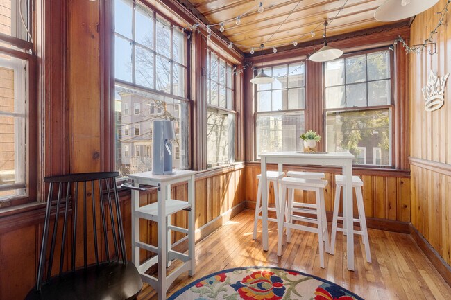 Photo - 95 Beacon St Unidad 2